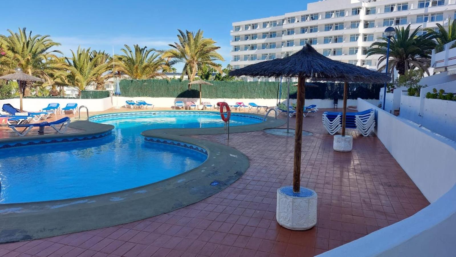 Las Americas - Garden City Адехе Екстериор снимка